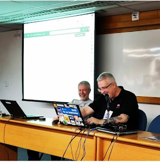 Alessandro Trovato e João Benito Savastano na apresentação de suas palestras